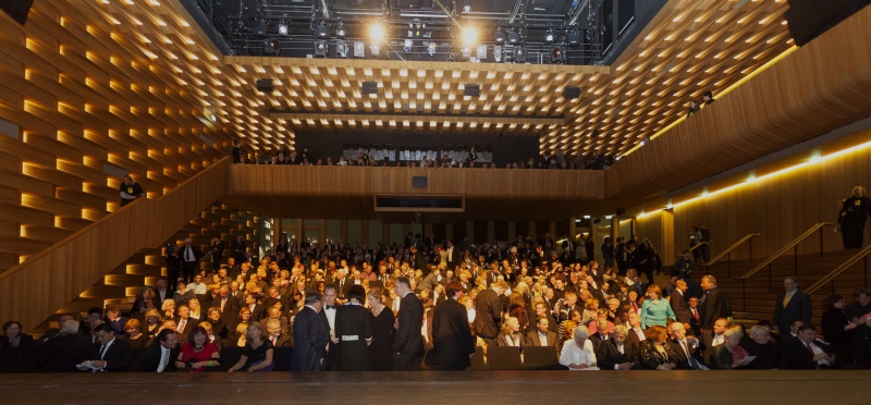 13_bild_theatereroeffnung_Marguerre_Saal_by_buck.jpg - Wiedereröffnung des Heidelberger Theaters: Beim Festakt - Blick in den neuen Marguerre Saal (Foto: Buck)