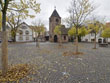 Der Neuenheimer Marktplatz mit Johanneskirche und Altem Schulhaus