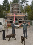 Baustellenbesichtigungmit Bürgermeister Wolfgang Erichson (Mitte), Dr. Ernst Baader (links), Leiter des Landschafts- und Forstamtes, und Friedrich Kilian, Abteilungsleiter Forst