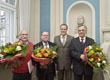 Die verabschiedeten städtischen Mitarbeiter (von links): Klaus Kahmann, Udo Kossmann und Peter Markowski mit Oberbürgermeister Dr. Eckart Würzner (Foto: Rothe)