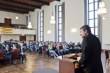 Bürgermeister Dr. Joachim Gerner begrüßt die Erstsemester. (Foto: Rothe)