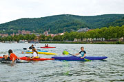 Paddeln auf dem Neckar, eines der vielen Angebote des Feriensommers (Foto: Stadt Heidelberg)