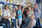 56 Fahrgäste im Bus