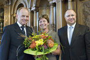 Kurt und Gertrud Reinmuth mit Erstem Bürgermeister Bernd Stadel 