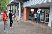 Die Mädchen vom Jugendtreff Heidelberg-Kirchheim beim „Making of“ ihres erfolgreichen Wettbewerbsbeitrages. 