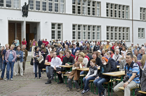 Die Universität Heidelberg präsentierte auf einer „Uni-Meile“ rund um den Universitätsplatz ihre Forschungsaktivitäten