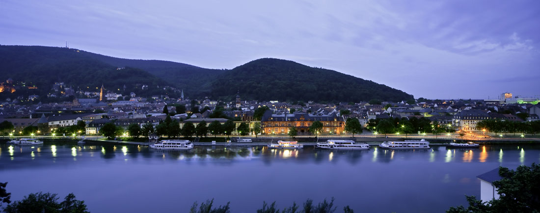 13_bild_Erweiterung_Stadthalle_Heidelberg_Nacht_Perspektive.jpg - Der überarbeitete Entwurf für die Erweiterung der Stadthalle Heidelberg (Grafik: architekturbüro karl + probst)