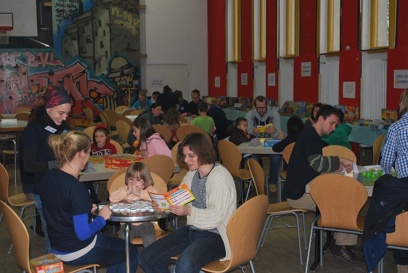 DSC_0598.jpg - Impressionen vom Familienspieletag am 9. Dezember 2012 (Foto: Stadt Heidelberg)