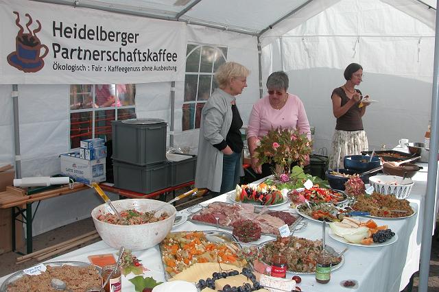 Buffet1.JPG - Impressionen von den Agenda-Tagen 2009 aufder Neckarwiese (Foto: Stadt Heidelberg)