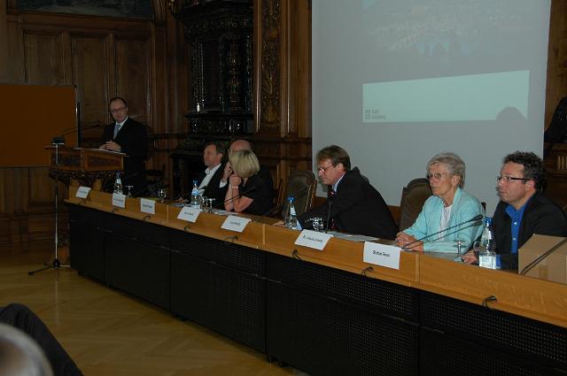 01.JPG - Der Erste Bürgermeister Bernd Stadel führte in die Aufgabenstellung ein. (Foto: Stadt Heidelberg)