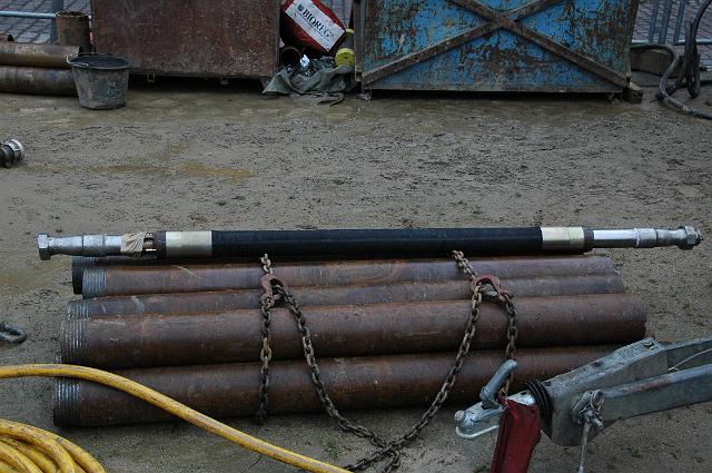 15.JPG - Ein Packer wartet auf seinen Einsatz. Mit dem Packer lässt  sich in einer vorher gewünschten Höhe das Bohrloch abdichten. (Foto: Stadt Heidelberg)