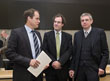 OB Dr. Eckart Würzner begrüßte die neuen Amtsleiter Alexander Thewalt und Ulrich Jonas (von links). (Foto: Rothe)