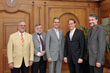 Kulturgespräch mit (von rechts): Bürgermeister Dr. Joachim Gerner, OB Dr. Eckart Würzner, Staatssekretär Dr. Dietrich Birk, Kulturamtsleiter Hans-Martin Mumm und Landtagsabgeordneter Werner Pfisterer