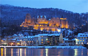 Winterlicher Blick auf Altstadt und Schloss