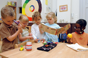 Spielende Kinder in einer Heidelberger Kindertagesstätte