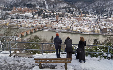 Blick auf das verschneite Heidelberg