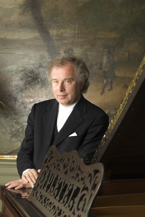In den großen Konzertsälen zu Hause: Pianist András Schiff