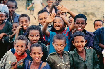 Lachende äthiopische Kinder